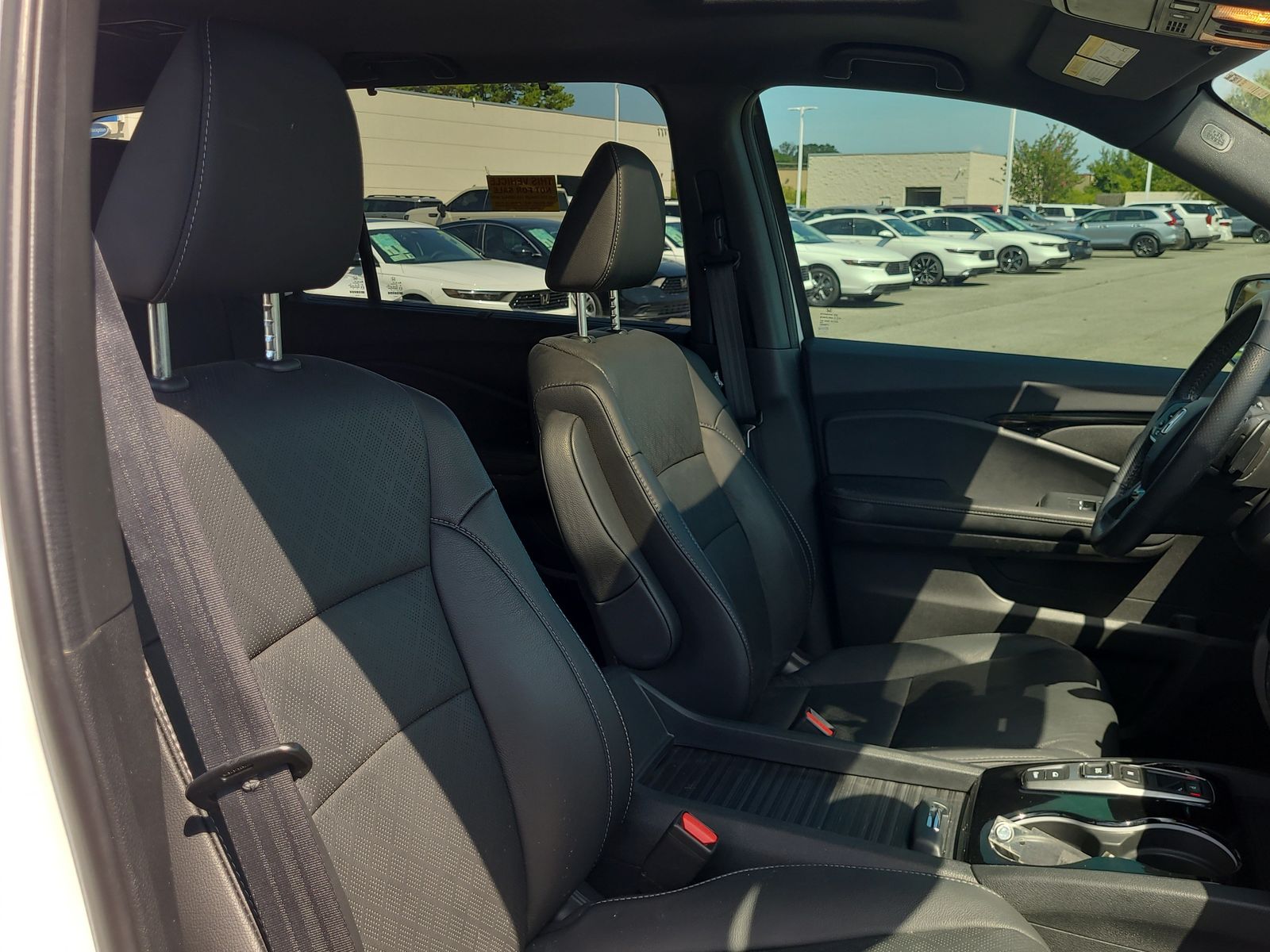 2023 Honda Passport Elite - Photo 19