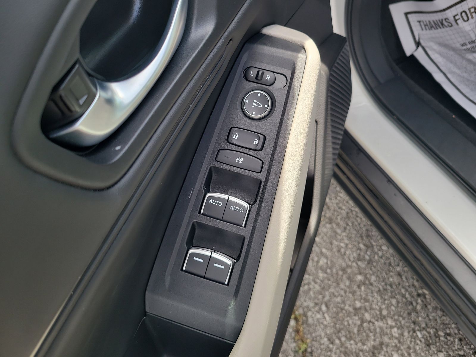 2025 Honda Accord SE - Photo 11