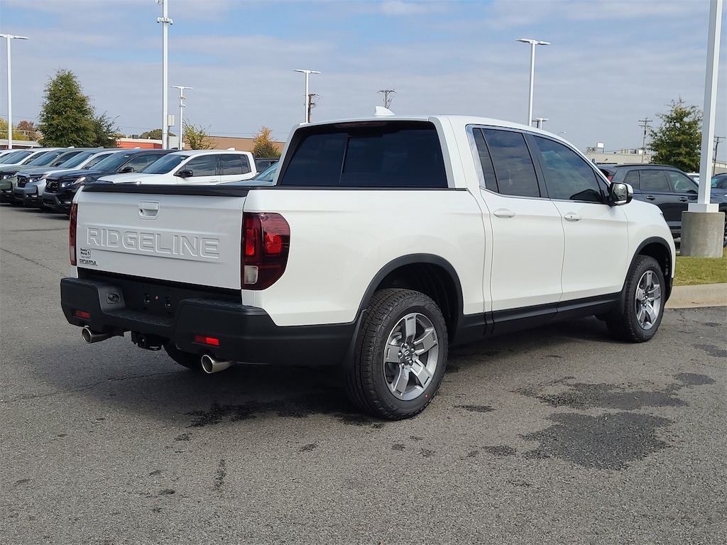 New 2026 Honda Ridgeline RTL Truck Crew Cab
