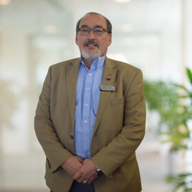 Staff member Billy Pearson from ID_e57437