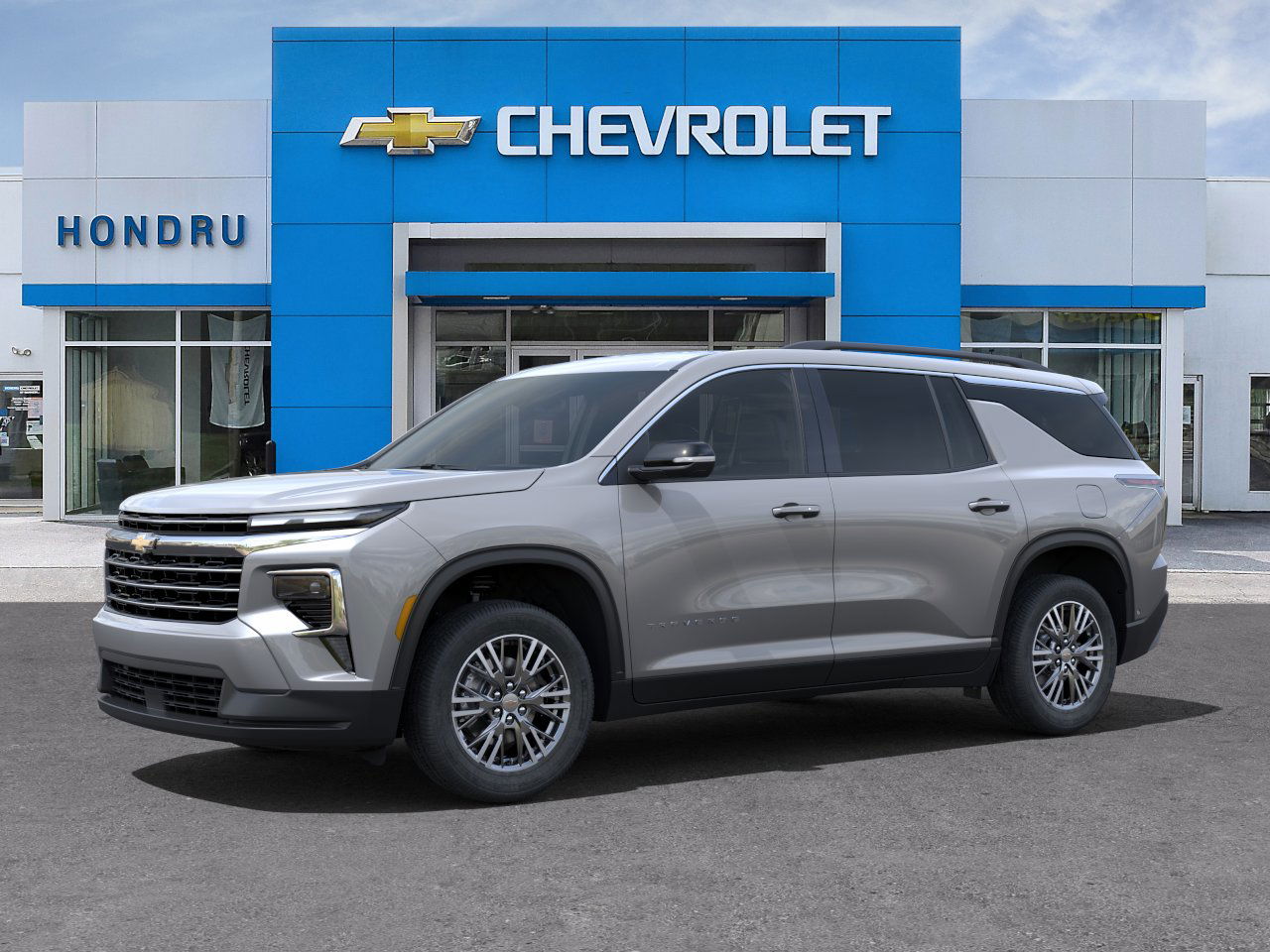 2025 Chevrolet Traverse photo 2