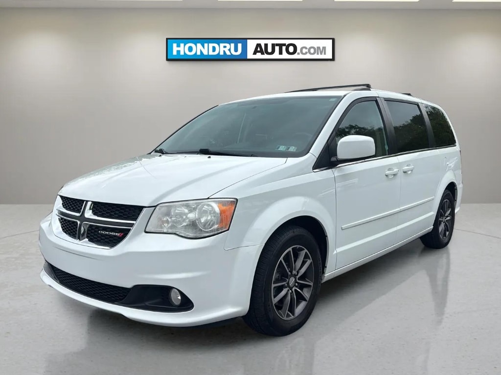 2017 Dodge Grand Caravan SXT's photo