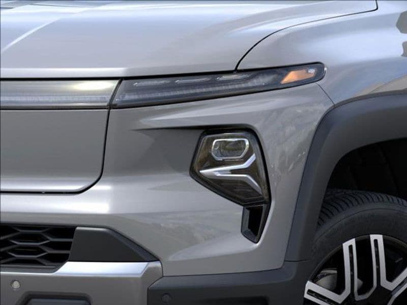 2026 Chevrolet Silverado EV LT - Photo 10