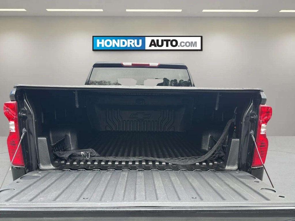 2023 Chevrolet Silverado 1500 LT - Photo 9