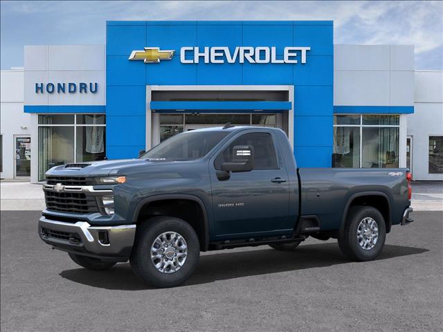 2025 Chevrolet Silverado 3500HD LT photo 2