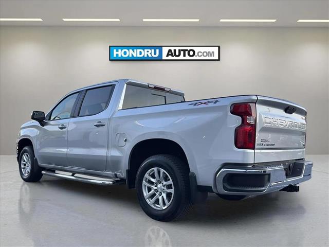 2020 Chevrolet Silverado 1500 LT photo 3