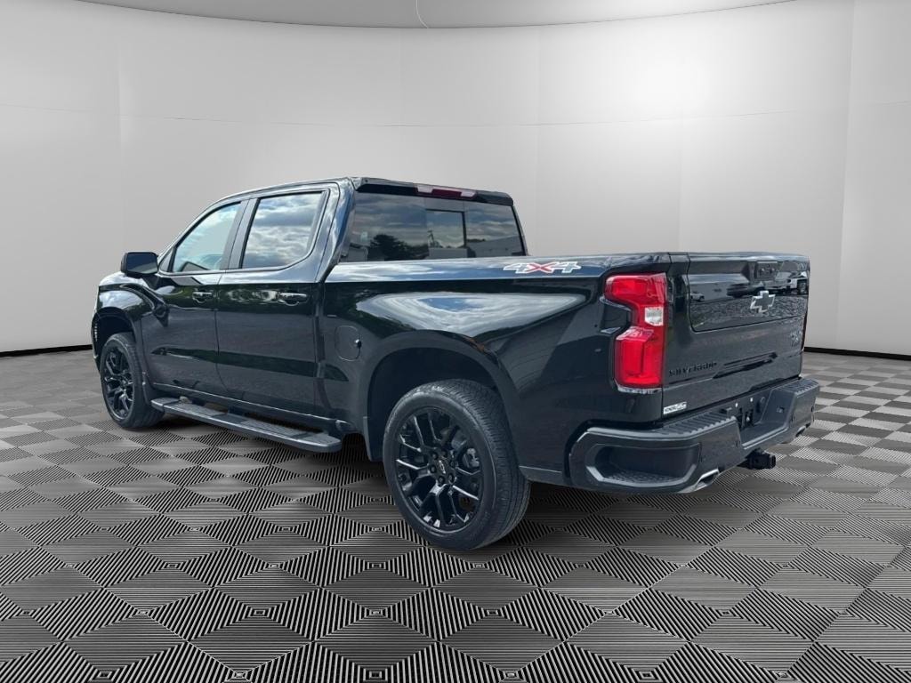 Used 2025 Chevrolet Silverado 1500 RST Truck Crew Cab