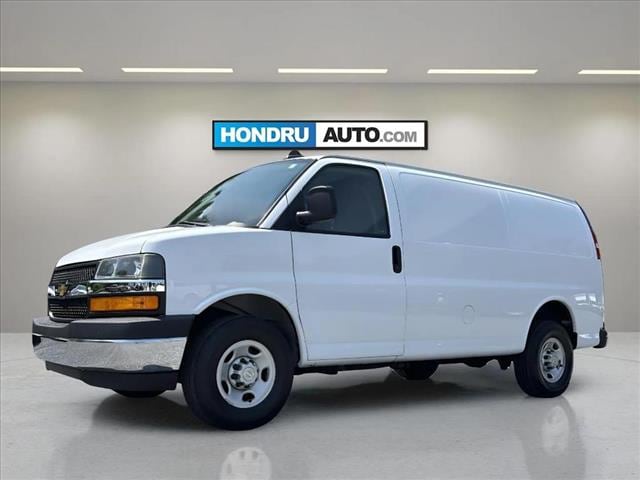 【渉　Sho】速達 Used 2023 Chevrolet Express Cargo 2500 For Sale at Hondru