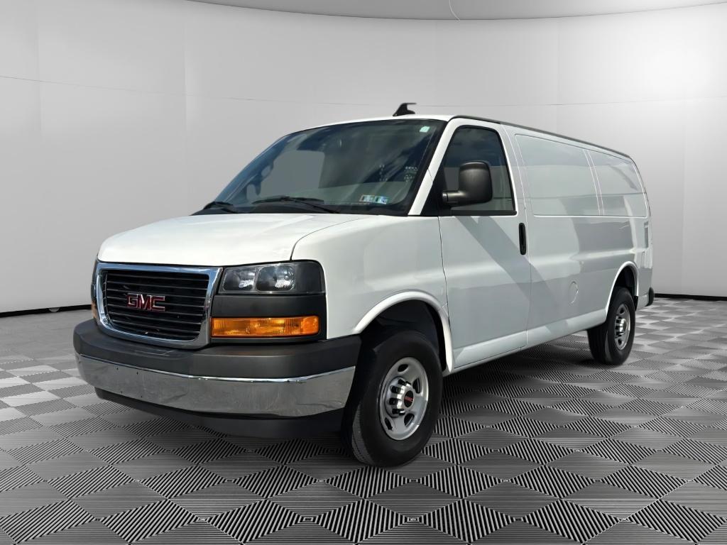 2024 GMC Savana 2500's photo