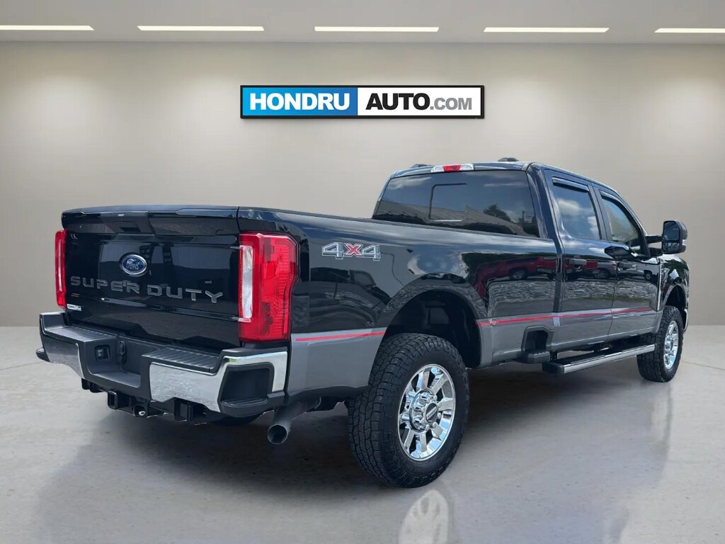 Used 2024 Ford F-250 XL Truck Crew Cab