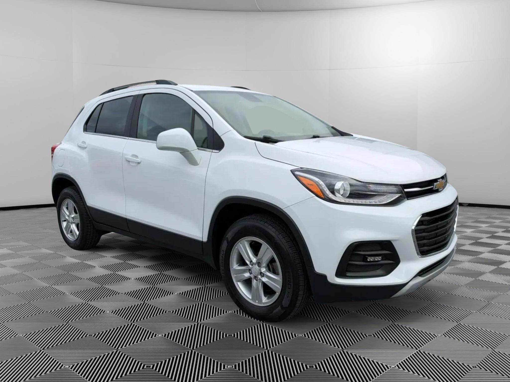 Used 2020 Chevrolet Trax LT with VIN 3GNCJPSB6LL251928 for sale in Manheim, PA