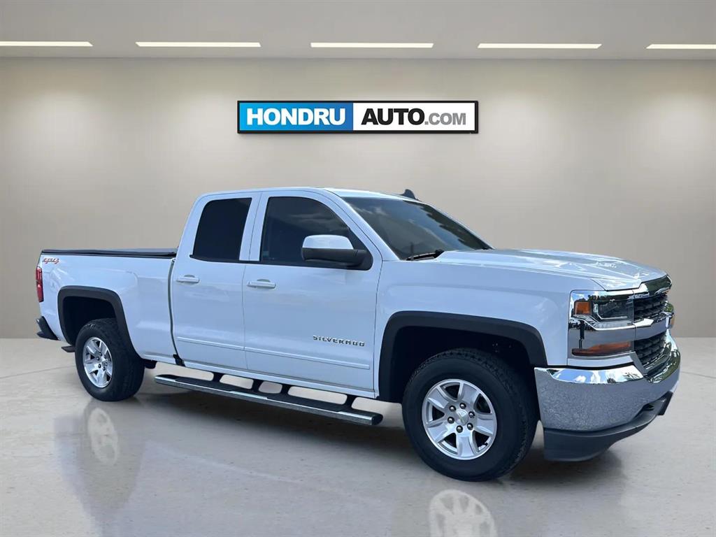 2018 Chevrolet Silverado 1500 LT photo 2