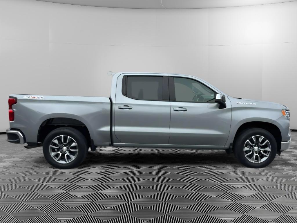 2023 Chevrolet Silverado 1500 LT - Photo 6
