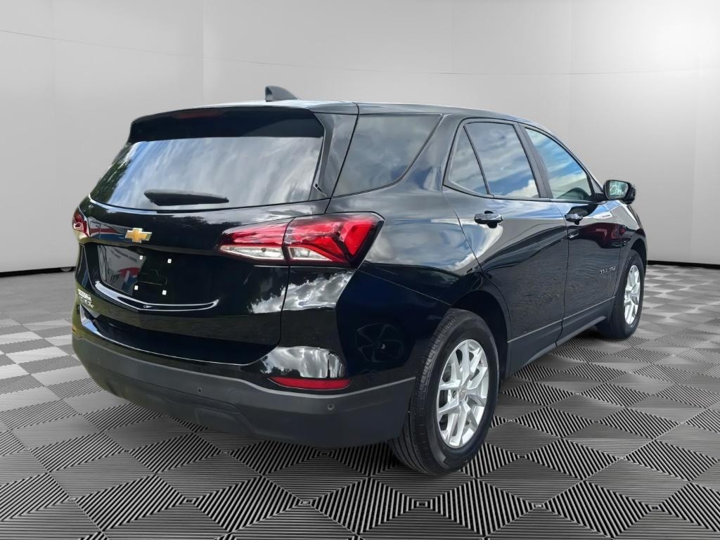 Used 2023 Chevrolet Equinox LS SUV