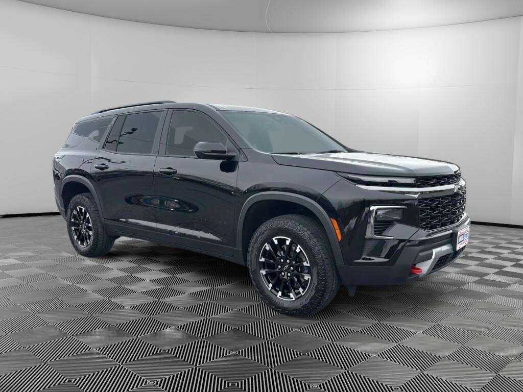 Used 2024 Chevrolet Traverse Z71 SUV