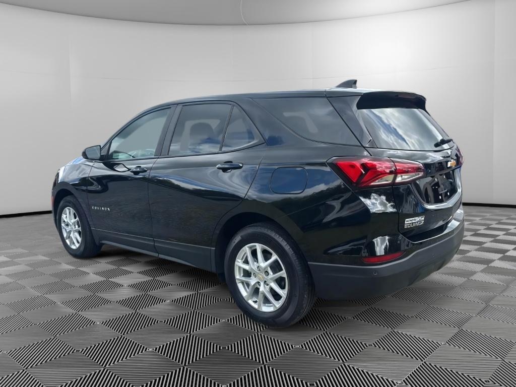 Used 2023 Chevrolet Equinox LS SUV
