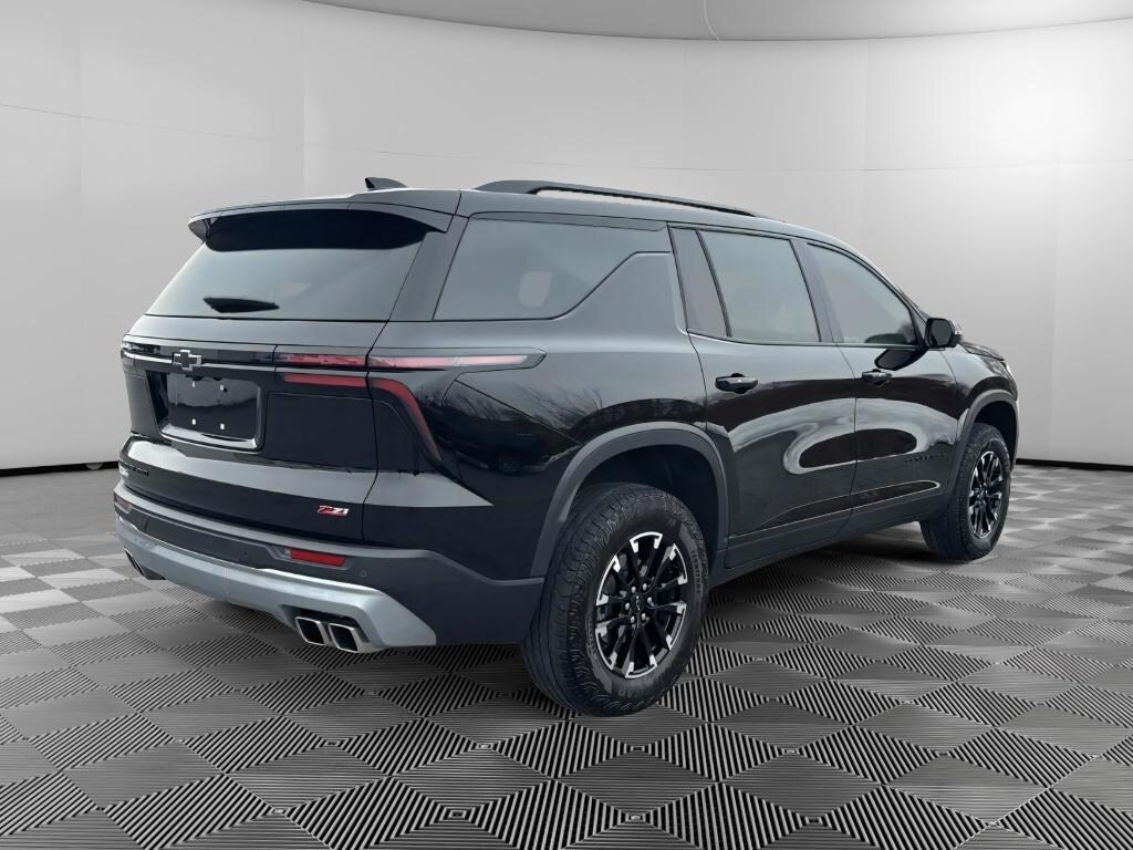 Used 2024 Chevrolet Traverse Z71 SUV