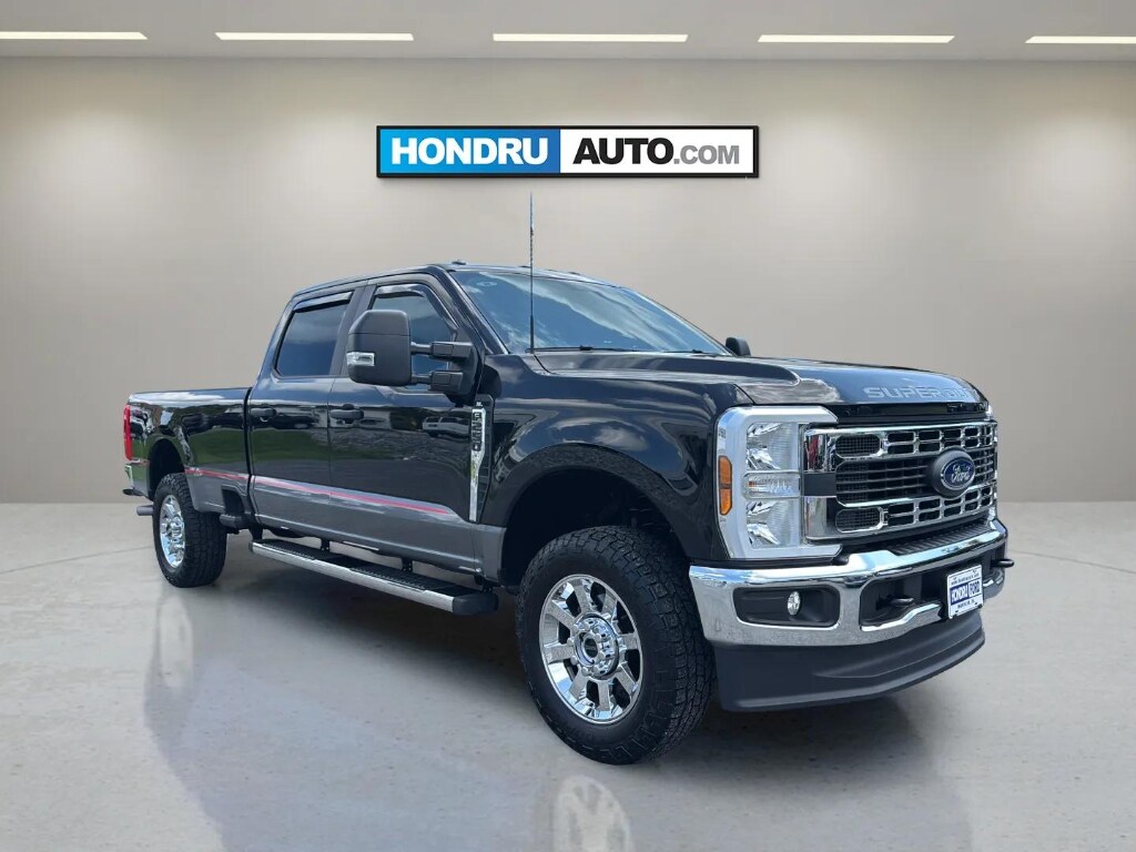 Used 2024 Ford F-250 XL Truck Crew Cab