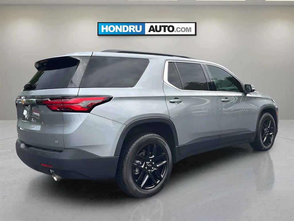 2023 Chevrolet Traverse Cloth photo 3