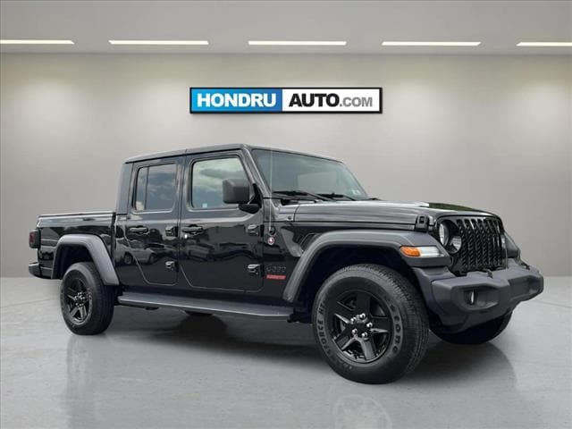 Used 2020 Jeep Gladiator Sport S with VIN 1C6HJTAG6LL159788 for sale in Manheim, PA
