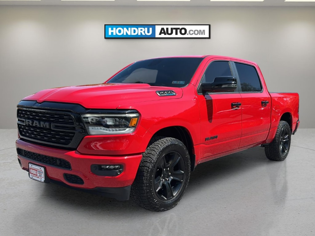 2023 RAM 1500 Big Horn/Lone Star 4x4 Crew Cab 5'7's photo