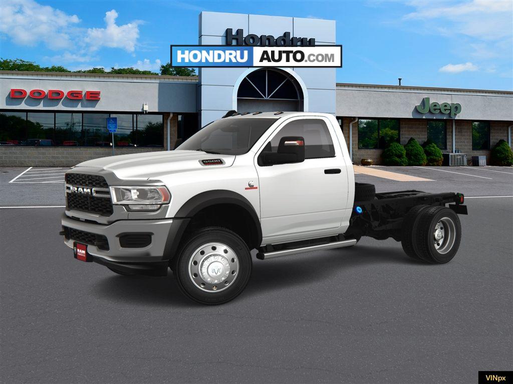 2024 Ram 5500 Tradesman photo 2