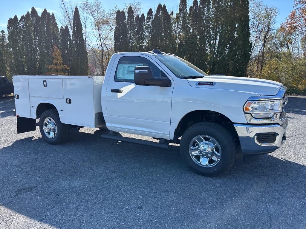 New 2024 Ram 3500 Chassis Cab 3500 TRADESMAN CHASSIS REGULAR CAB 4X4 60' CA Pickup