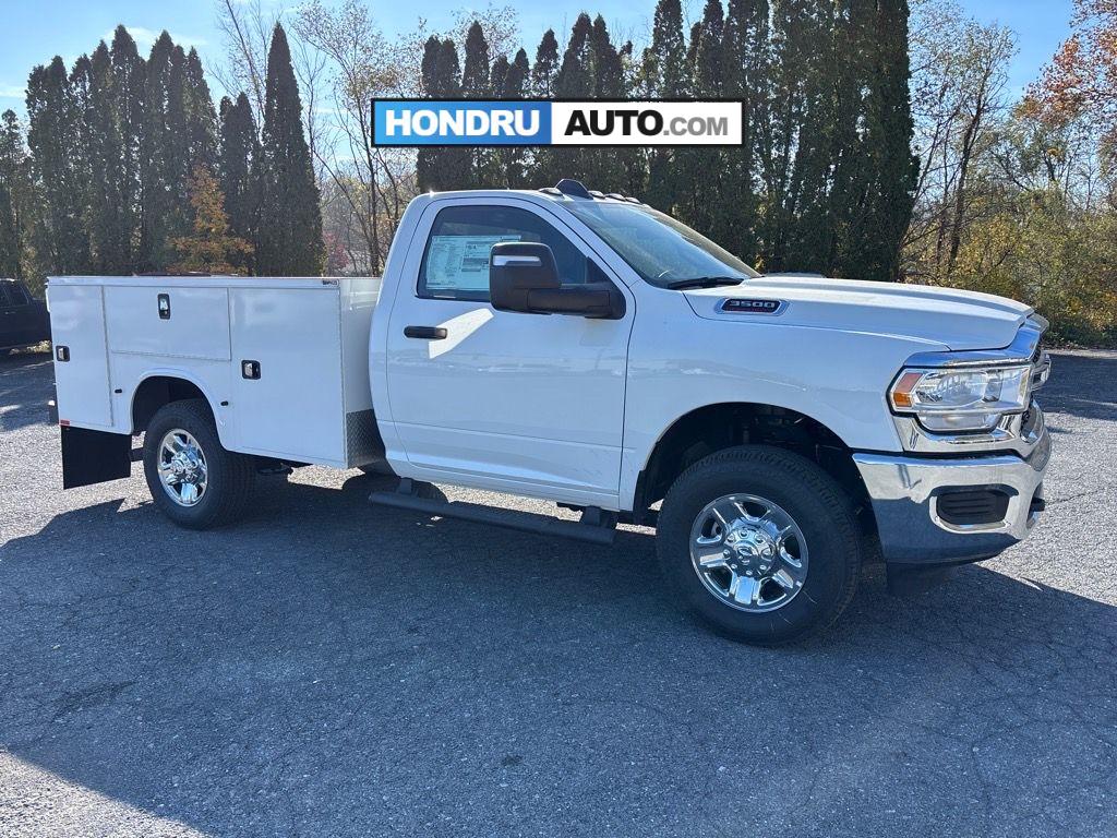 2024 Ram 3500 Tradesman photo 3