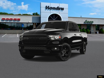2024 Ram 1500 TRADESMAN CREW CAB 4X4 5'7 BOX Pickup
