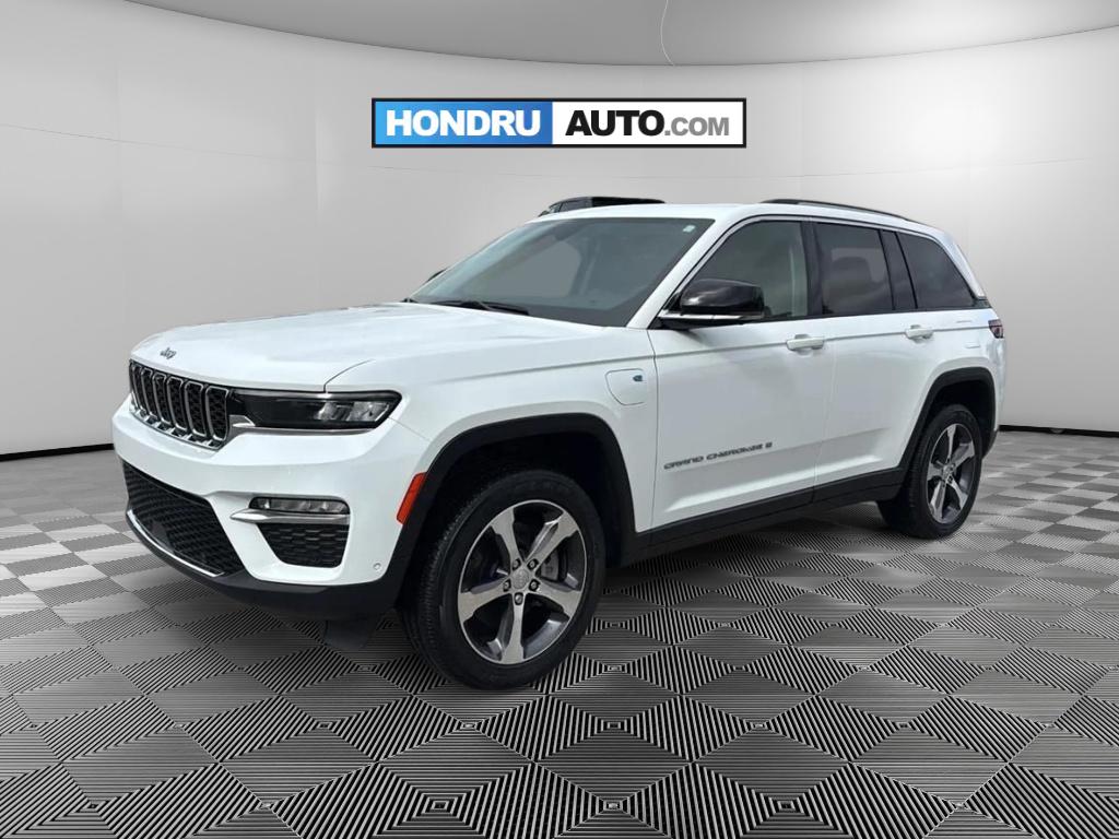 2023 Jeep Grand Cherokee 4xe's photo