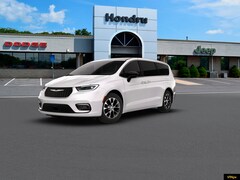 2026 Chrysler Pacifica SELECT AWD Passenger Van