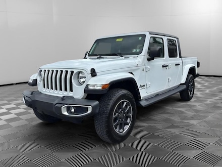 2022 Jeep Gladiator Overland Crew Cab