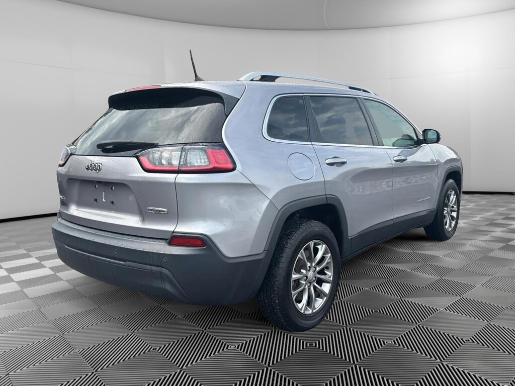 Used 2019 Jeep Cherokee Latitude Plus Sport Utility