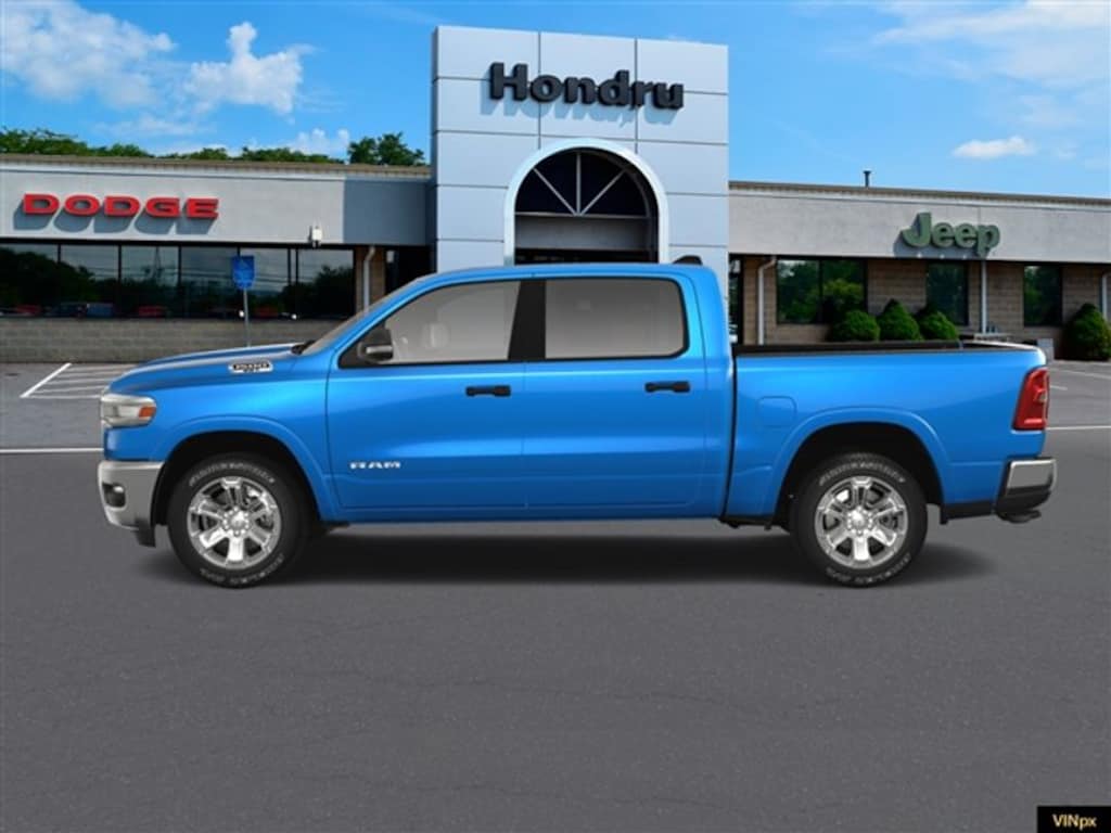 New 2025 Ram 1500 BIG HORN CREW CAB 4X4 5'7 BOX Pickup