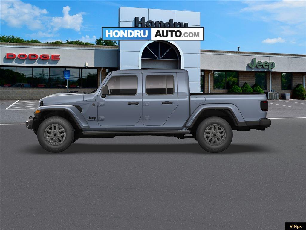 2026 Jeep Gladiator Sport S's photo