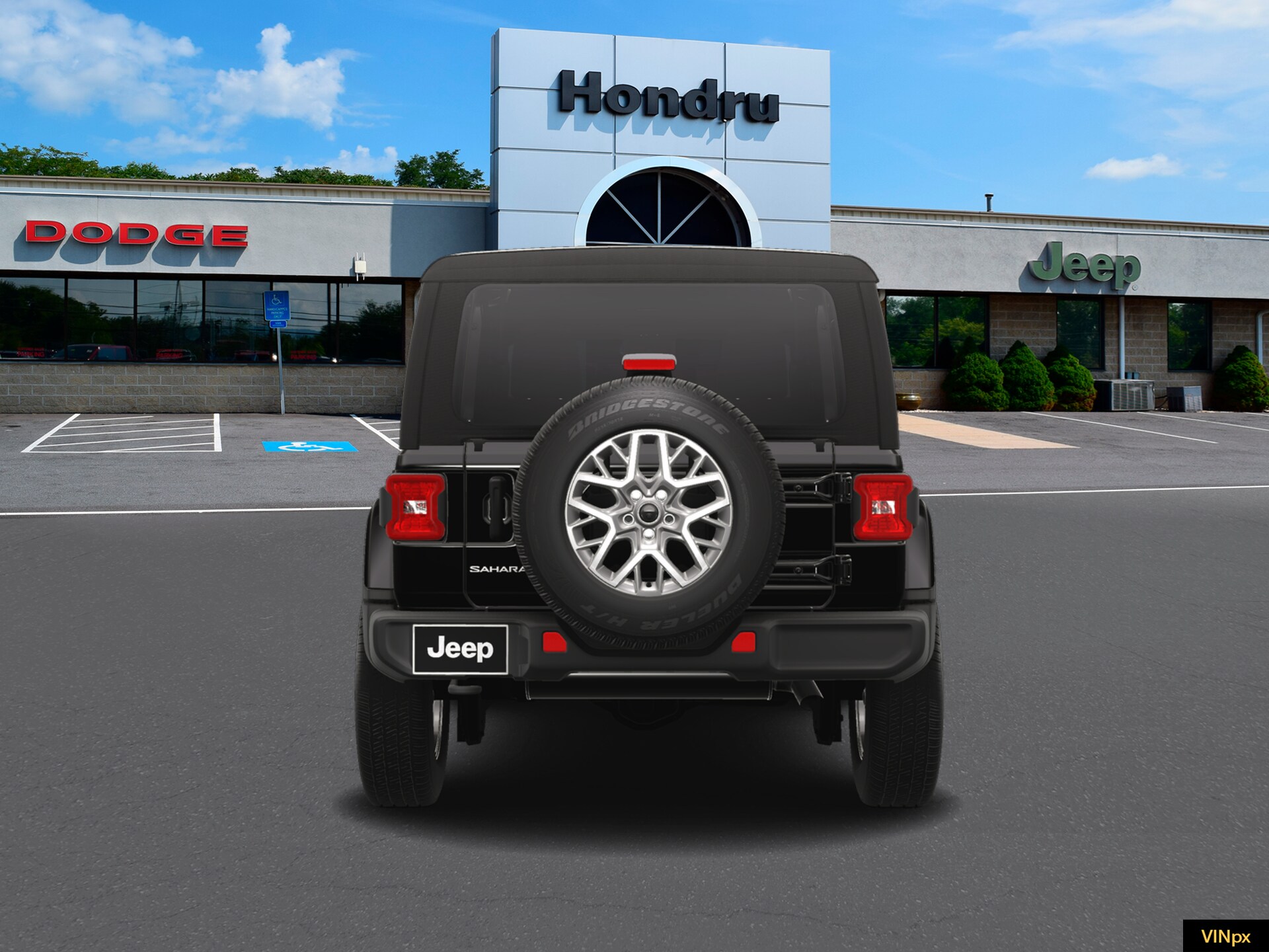 2025 Jeep Wrangler Sahara photo 4