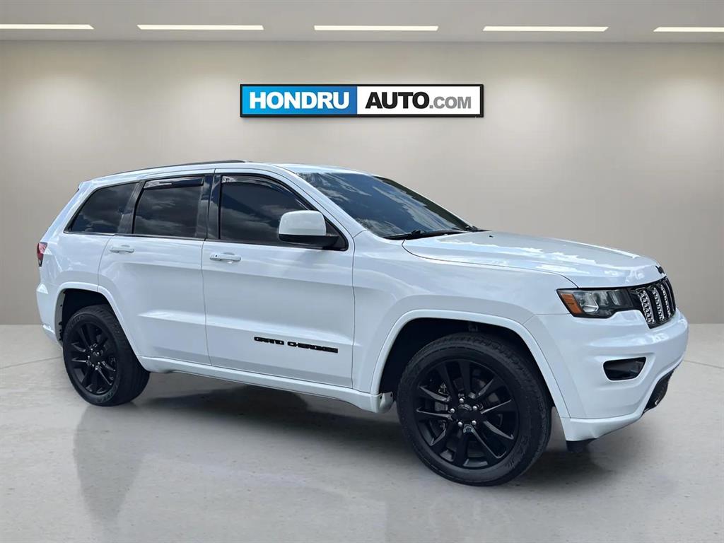 2018 Jeep Grand Cherokee Laredo photo 2