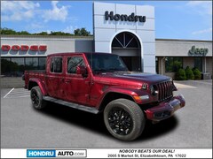 Used  2021 Jeep Gladiator Overland Truck Crew Cab for sale in Elizabethtown, PA