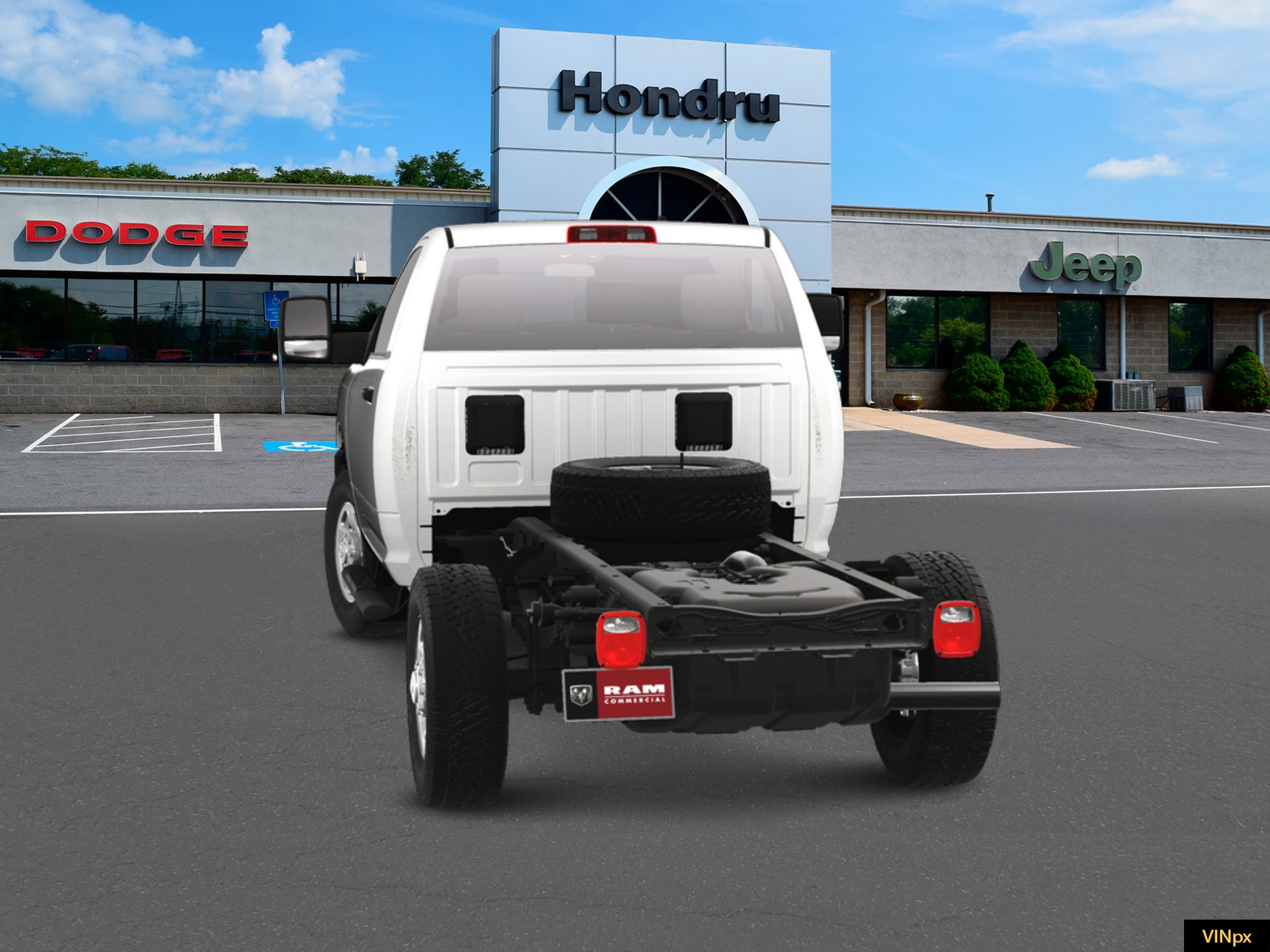 2024 RAM 3500 Chassis Tradesman - Photo 13