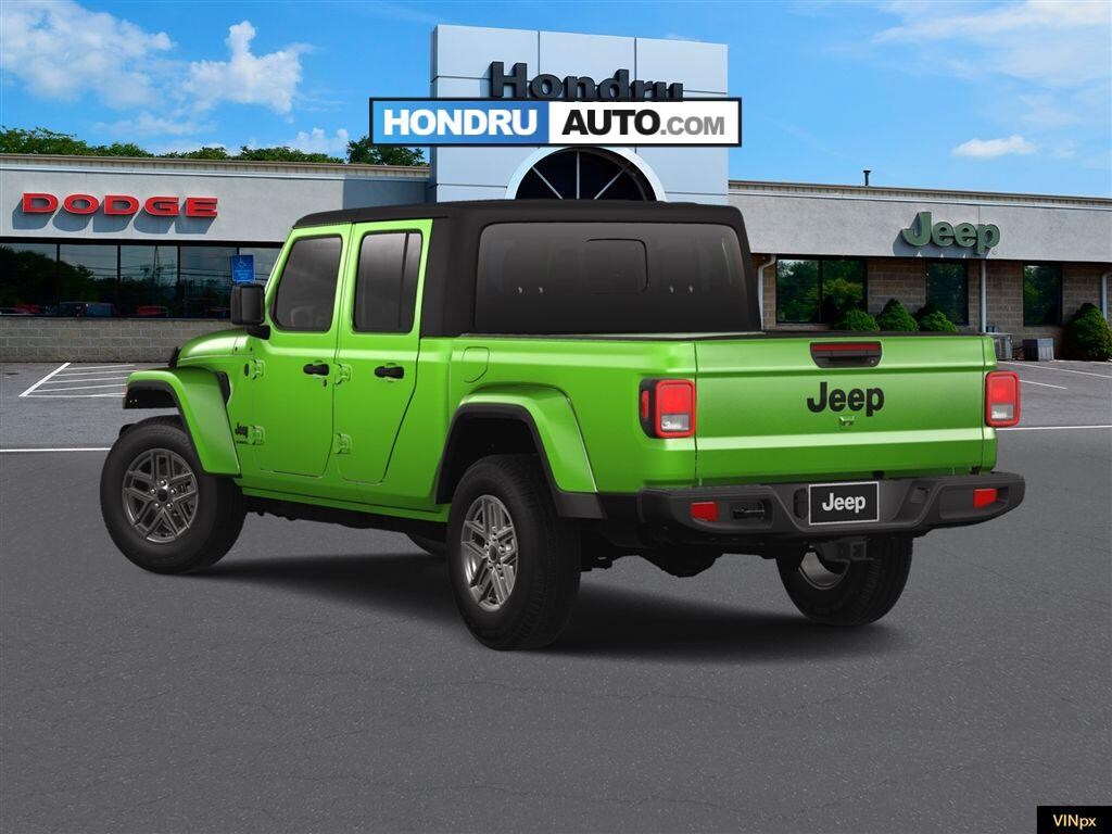 New 2025 Jeep Gladiator Sport S Pickup