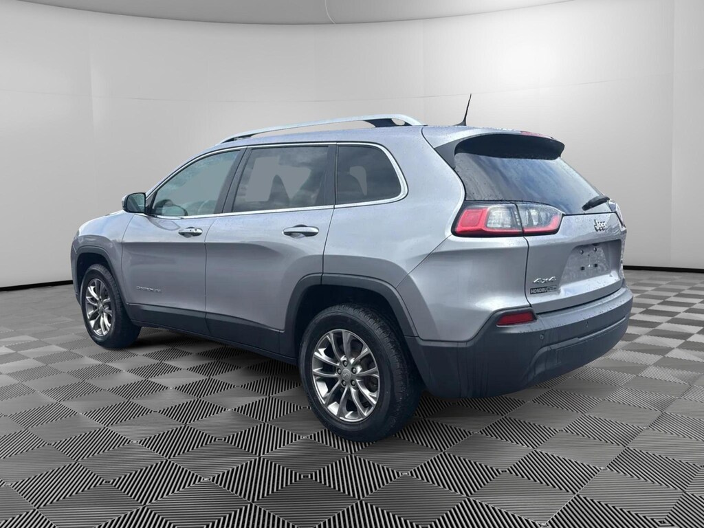 Used 2019 Jeep Cherokee Latitude Plus Sport Utility