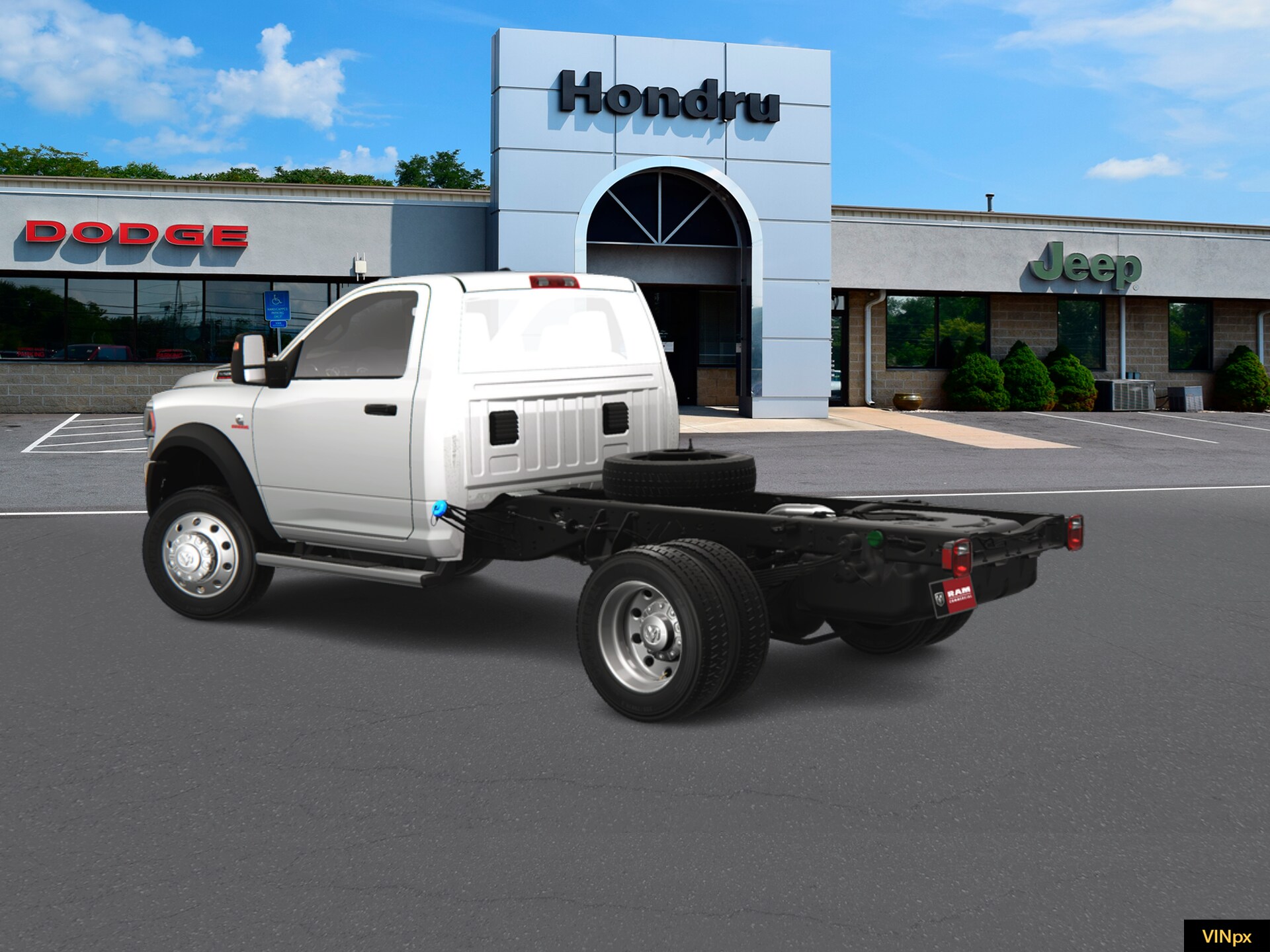 2024 Ram 5500 Tradesman photo 4