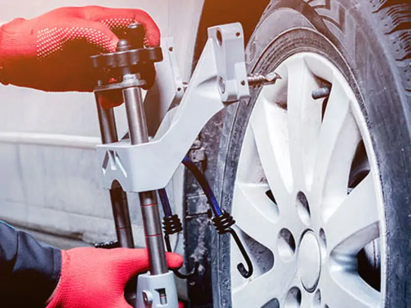 Tire Alignment at Hondru Chrysler Dodge Jeep RAM of E-Town near Elizabethtown