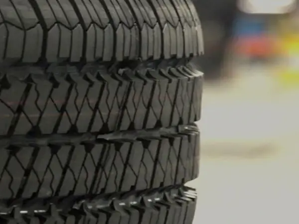 Chrysler Dodge Jeep RAM Tire Rotation at Hondru Chrysler Dodge Jeep RAM of E-Town near Elizabethtown