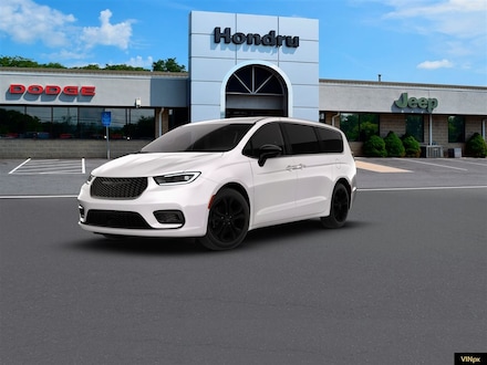 2026 Chrysler Pacifica Select Passenger Van