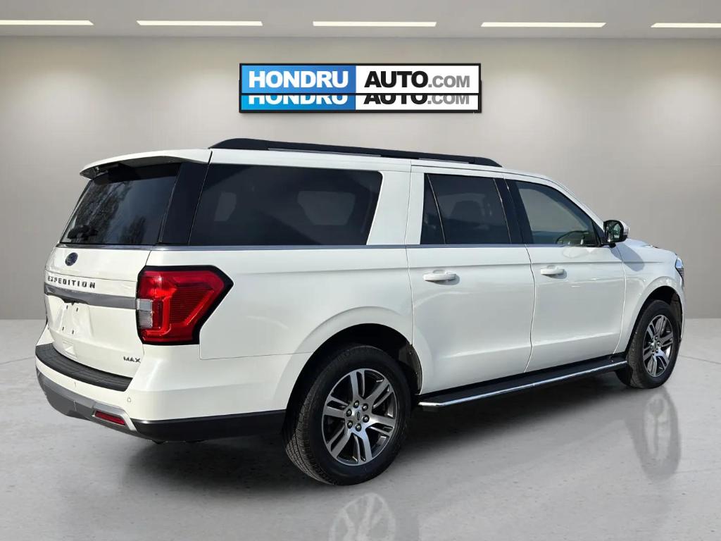 2022 Ford Expedition MAX XLT photo 4