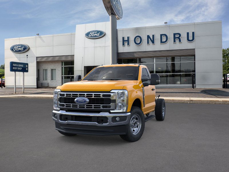 2026 Ford F-350 photo 2