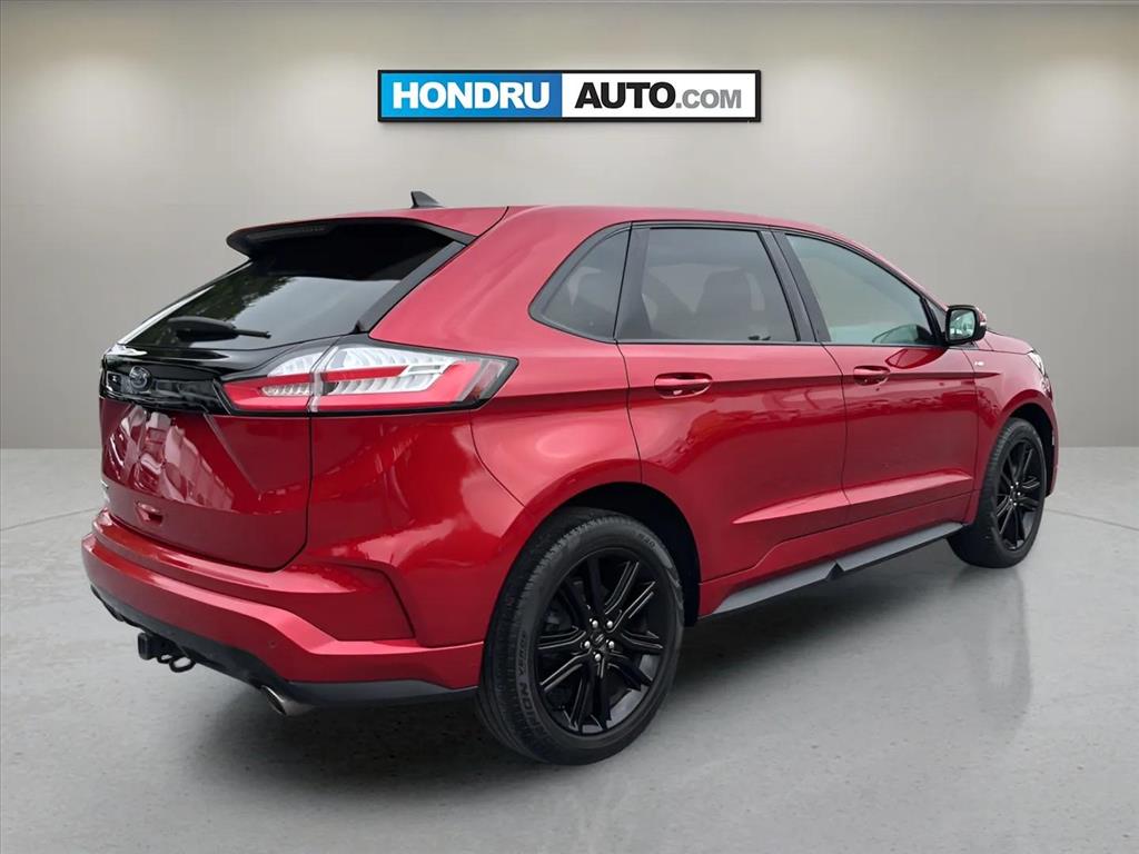 2020 Ford Edge SEL photo 3