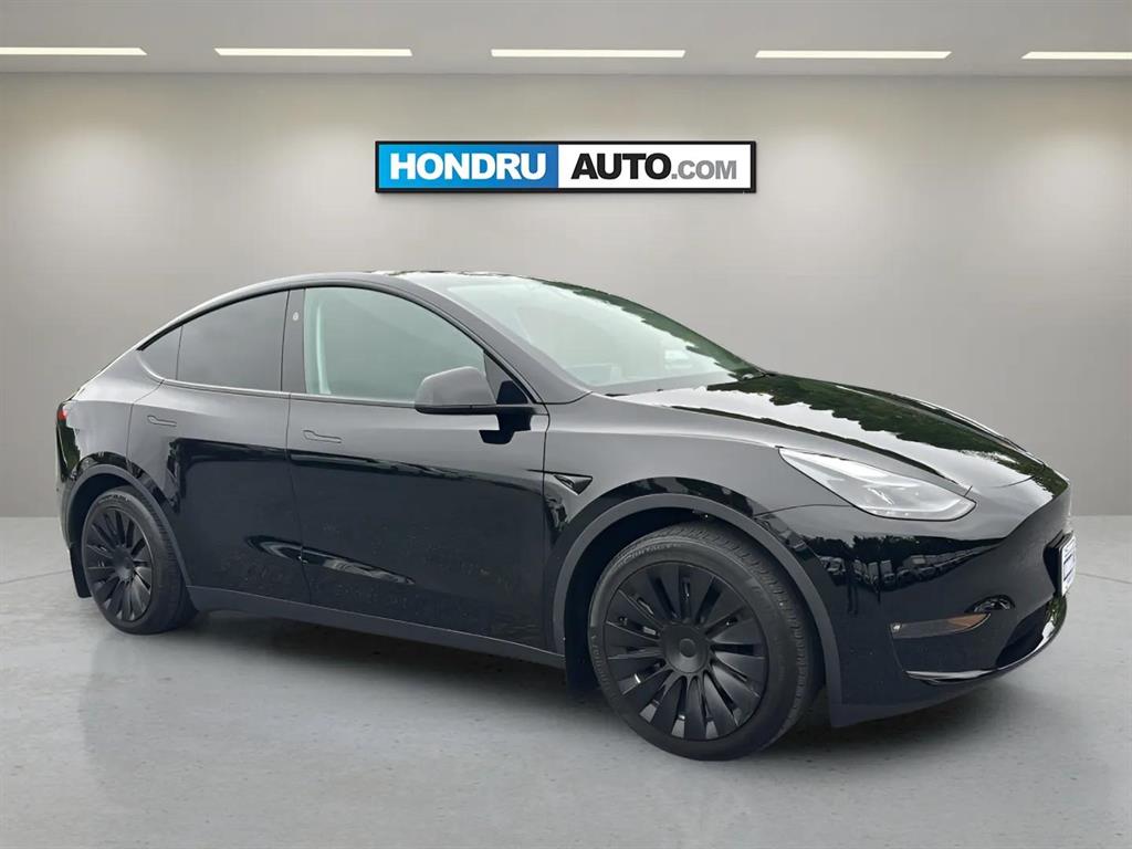 Used 2023 Tesla Model Y Long Range with VIN 7SAYGAEE0PF928298 for sale in Northfield, Minnesota