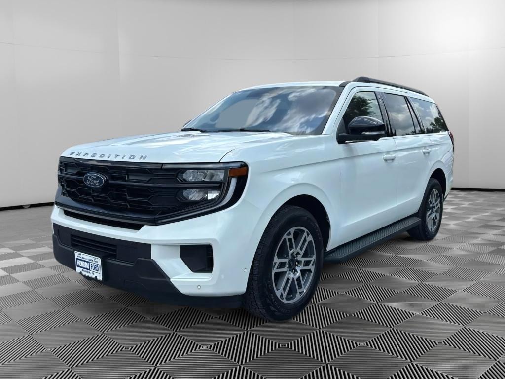 Used 2025 Ford Expedition Active SUV
